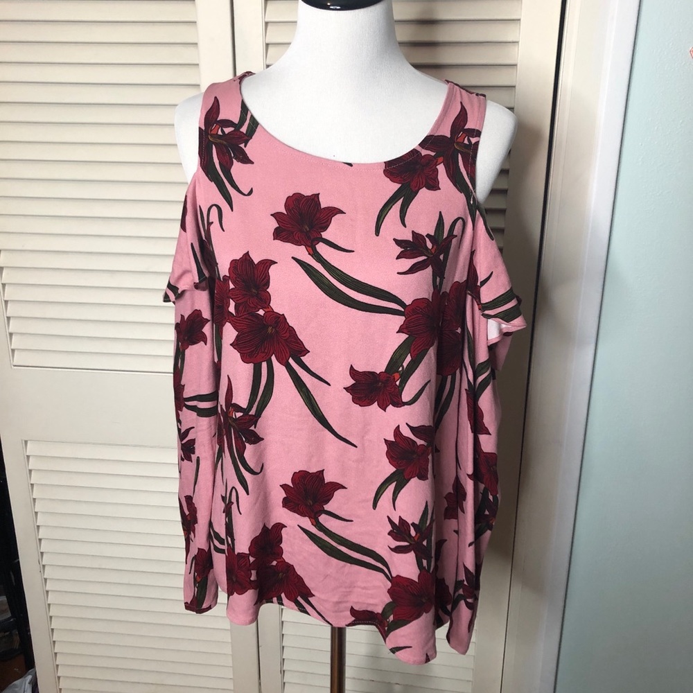 JustFab Cold Shoulder Floral Blouse